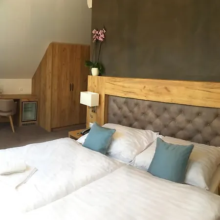 Hotel Diana