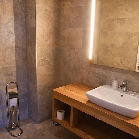 Diana Hotel