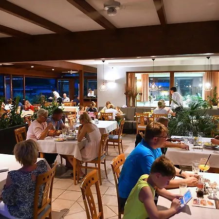 Hotel Diana